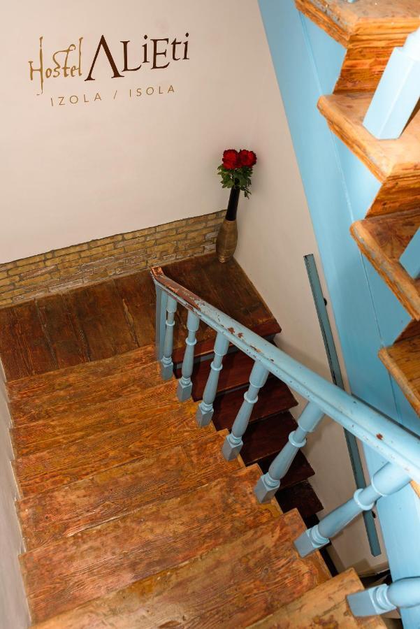 Hostel Alieti إيزولا المظهر الخارجي الصورة